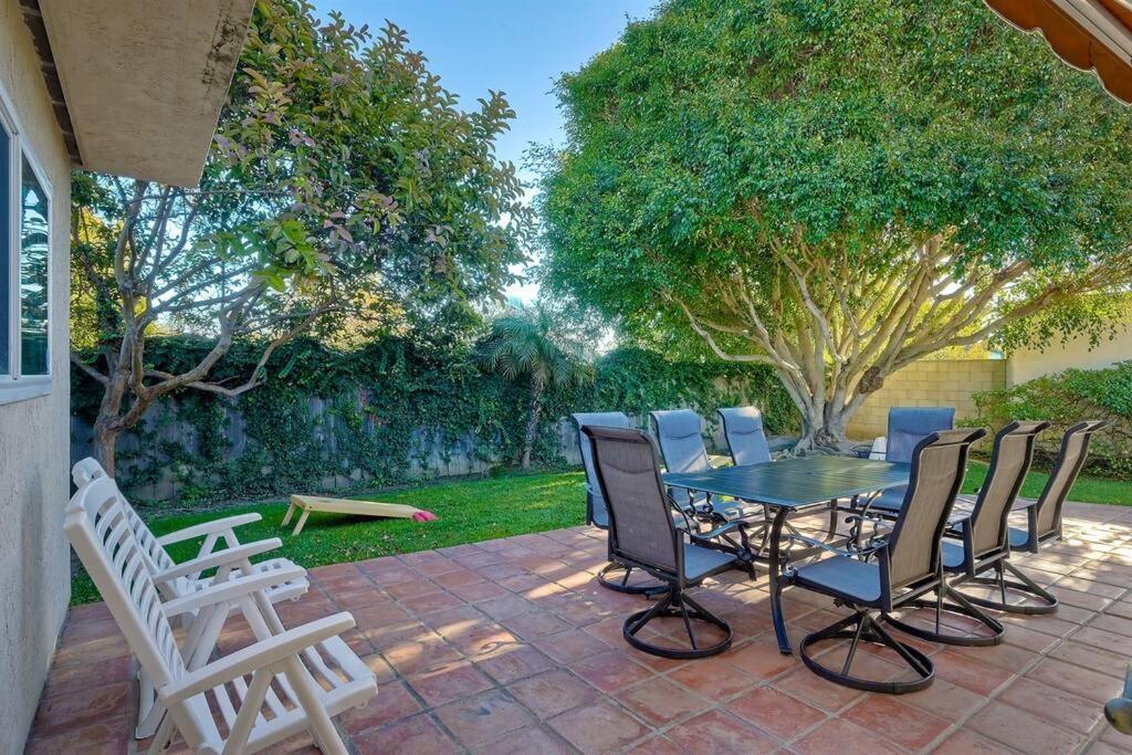 Great Group Retreat! Hacienda Decor, Spacious Floor Plan, Private Backyard Carlsbad Exterior photo